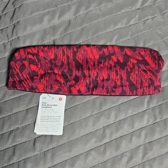 NWT Lululemon Nulu™ Wide Reversible Headband - Surface Drift Red Multi/Black - Picture 1 of 4
